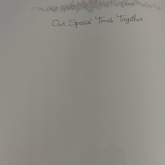 1985 Precious Moments King James Holy Bible
Family Edition Red Letter 8.5x11.25 - Picture 12 of 13